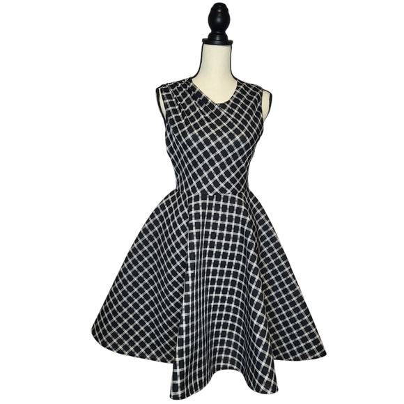 Maje Dress Black White Windowpane PlaidSleeveless Fit And Flare Skirt Sz Small